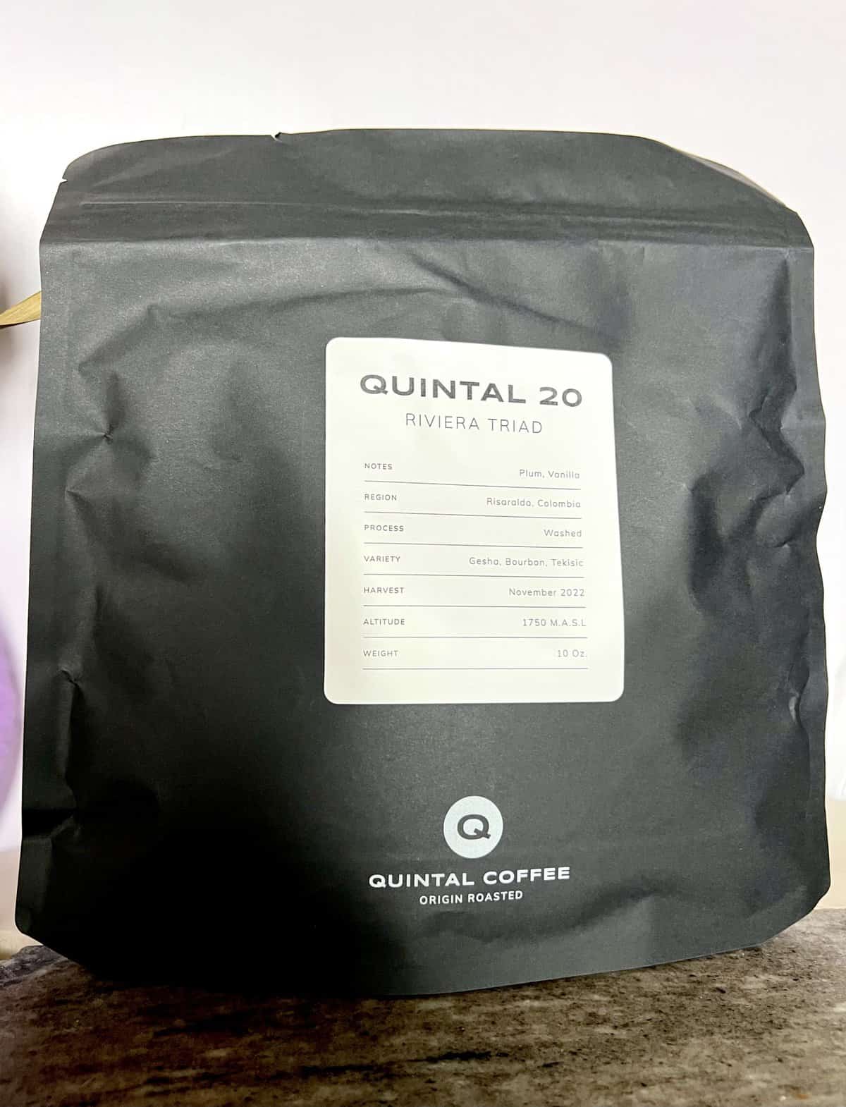 Black-packaging-of-coffee-Quintal-No.-20-Riviera-Triad-scaled