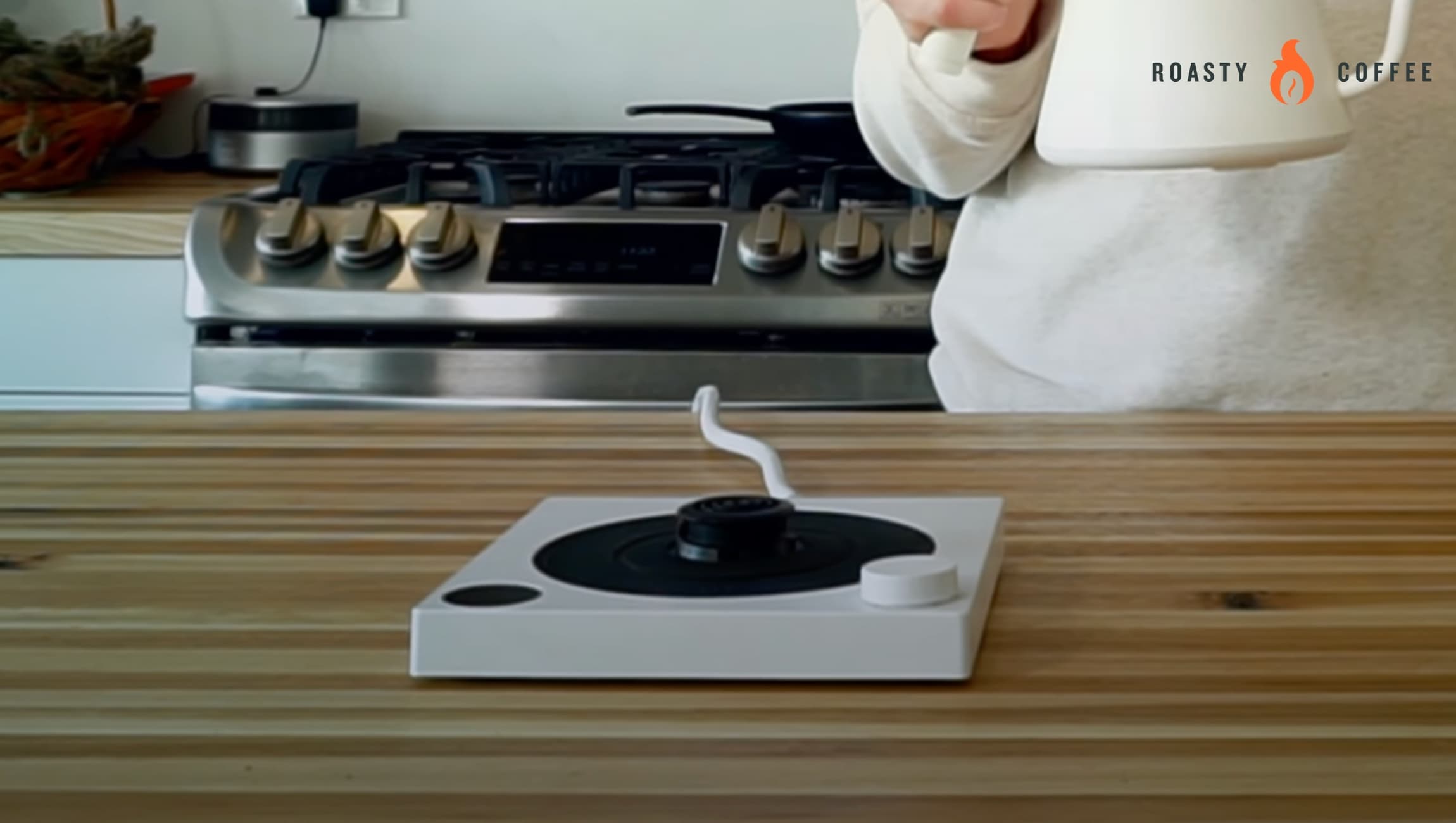 Fellow Stagg Kettle Review: Specifications and Performance 7 Fellow Stagg Kettle Electric Base