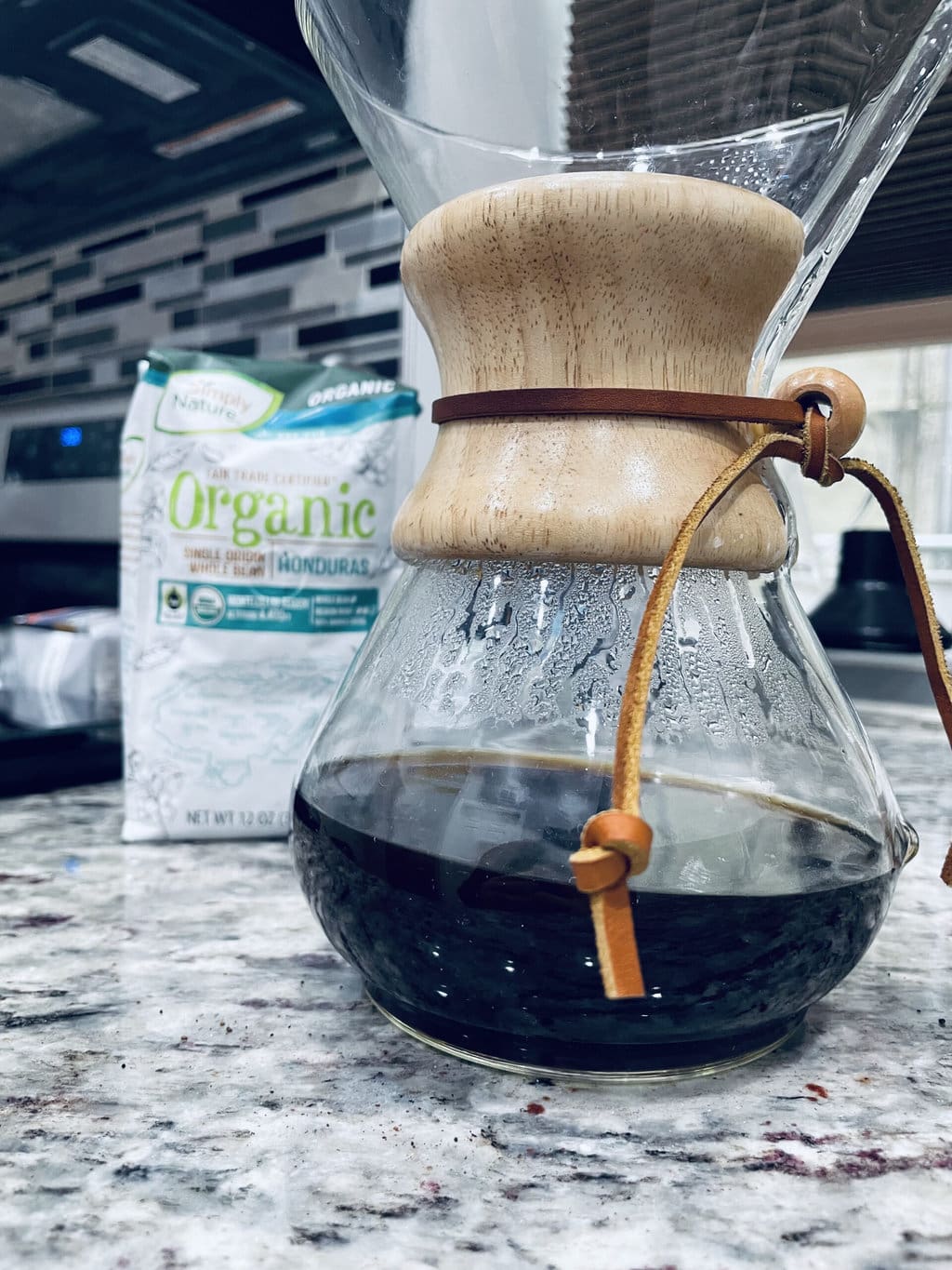 brewing organic coffee in Chemex
