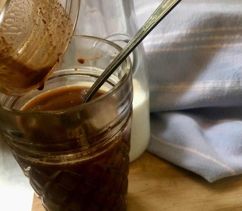 iced Mexican mocha pour syrup