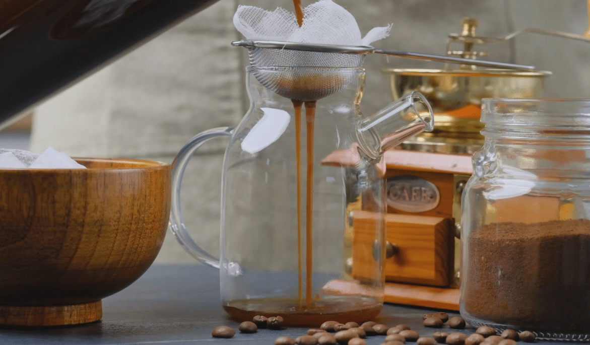 Achternaam Mew Mew Vernederen How to Filter Cold Brew Coffee: Our Step-by-Step Guide