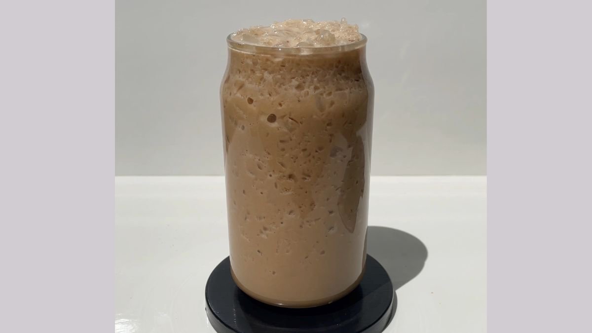 The Easiest Copycat Tim Hortons Iced Capps Recipe